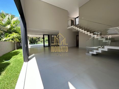 Foto 4 do(a) Casa em Condomínio de 4 quartos à venda em Residencial Alphaville Flamboyant, Goiânia