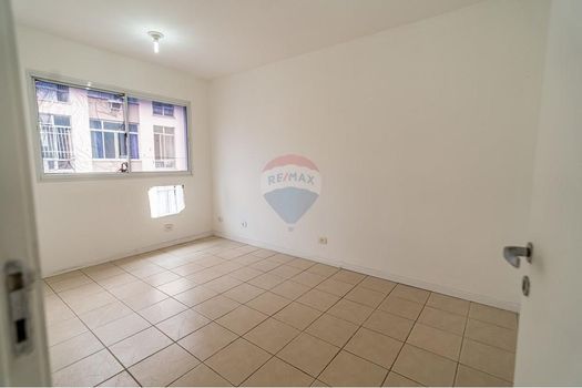 Foto 15 do(a) Apartamento de 2 quartos à venda em Centro, Rio de Janeiro