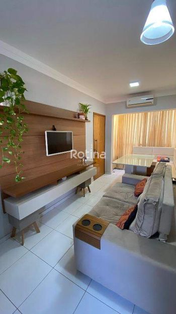 Foto 7 do(a) Apartamento de 2 quartos à venda em Alto Umuarama, Uberlândia