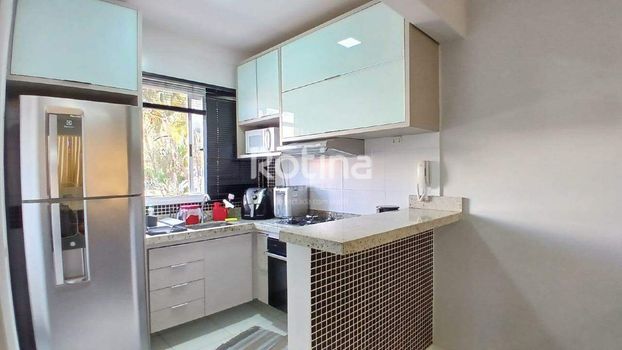 Foto 9 do(a) Apartamento de 2 quartos à venda em Alto Umuarama, Uberlândia