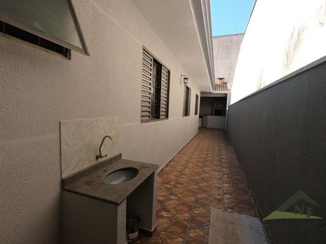 Foto 9 do(a) Casa de 3 quartos à venda em Vila Emília, Maringá