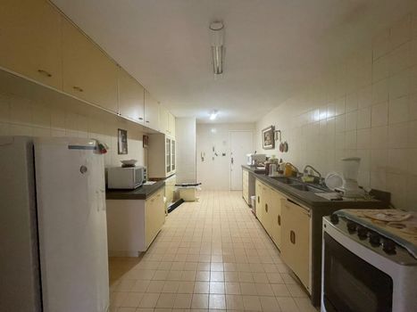 Foto 23 do(a) Apartamento de 3 quartos à venda em Valparaíso, Petrópolis