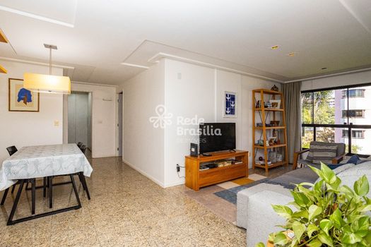 Foto 2 do(a) Apartamento de 2 quartos à venda em Asa Norte, Brasília