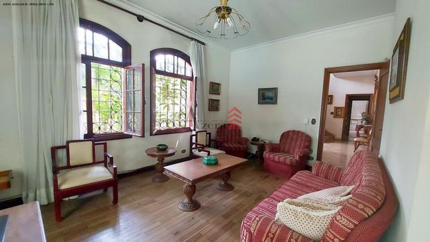 Foto 11 do(a) Casa de 8 quartos à venda em Jardim Guedala, São Paulo