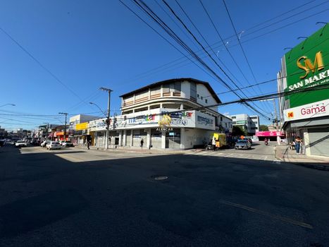 Foto 4 do(a) Loja false para alugar em Parque Residencial Laranjeiras, Serra