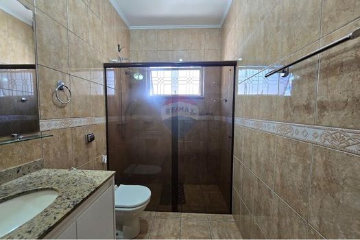 Foto 36 do(a) Casa de 3 quartos à venda em Vila Carmelo, Botucatu