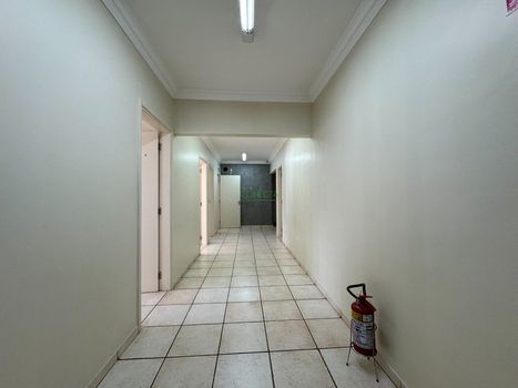 Foto 24 do(a) Sala / Conjunto Comercial false à venda em Petrópolis, Londrina