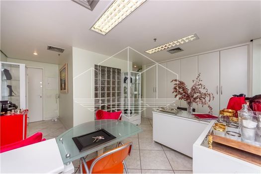 Foto 3 do(a) Sala / Conjunto Comercial false à venda em Jardim Paulista, São Paulo