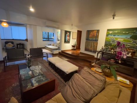 Foto 2 do(a) Flat de 3 quartos à venda em Campo Belo, São Paulo