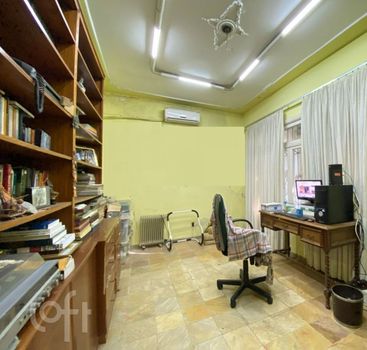 Foto 7 do(a) Casa de 3 quartos à venda em Petrópolis, Porto Alegre