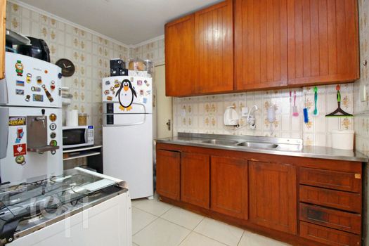 Foto 19 do(a) Apartamento de 2 quartos à venda em Cristal, Porto Alegre