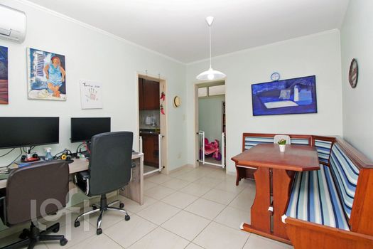 Foto 7 do(a) Apartamento de 2 quartos à venda em Cristal, Porto Alegre
