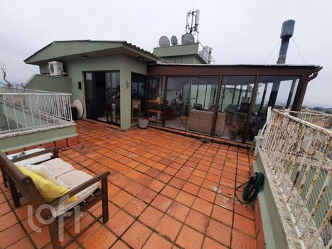 Foto 30 do(a) Apartamento de 2 quartos à venda em Vila Jardim, Porto Alegre