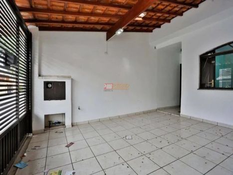 Foto 30 do(a) Casa de 3 quartos à venda em Vila Scarpelli, Santo André