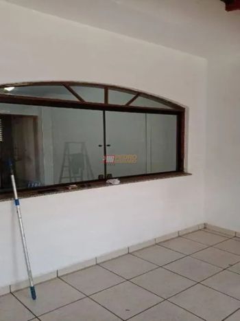 Foto 27 do(a) Casa de 3 quartos à venda em Vila Scarpelli, Santo André
