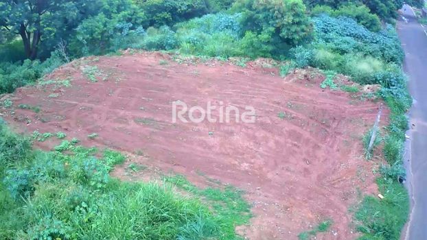 Foto 1 do(a) Terreno false à venda em Nossa Senhora das Graças, Uberlândia