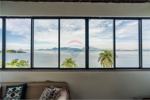 Foto 34 do(a) Casa de 5 quartos à venda em Jardim Guanabara, Rio de Janeiro