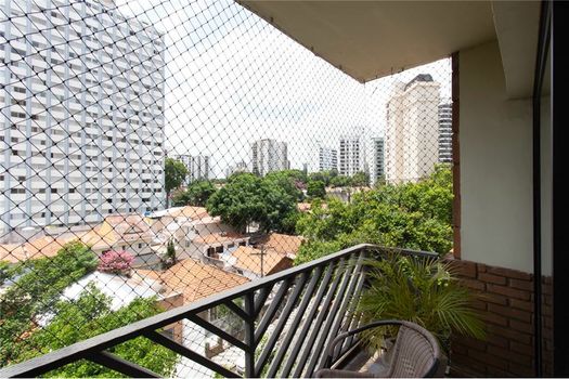 Foto 2 do(a) Apartamento de 3 quartos à venda em Campo Belo, São Paulo