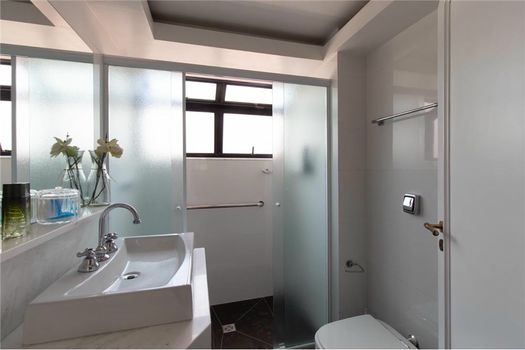 Foto 10 do(a) Apartamento de 3 quartos à venda em Campo Belo, São Paulo