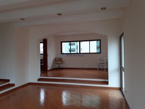 Foto 3 do(a) Cobertura de 4 quartos à venda em Indianópolis, São Paulo