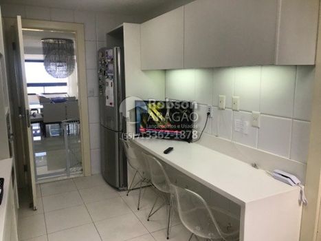Foto 25 do(a) Apartamento de 3 quartos à venda em Barra, Salvador