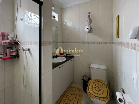 Foto 30 do(a) Casa de 3 quartos à venda em Novo Mundo, Curitiba