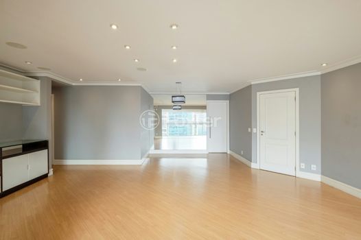 Foto 3 do(a) Apartamento de 3 quartos à venda em Vila Olímpia, São Paulo