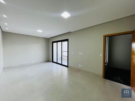 Foto 14 do(a) Casa de 3 quartos à venda em Alto Umuarama, Uberlândia