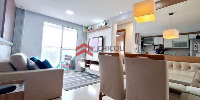 Foto 4 do(a) Apartamento de 3 quartos à venda em Jardim Marilu, Carapicuíba