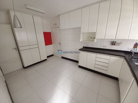 Foto 7 do(a) Apartamento de 4 quartos à venda em Vila Monte Alegre, São Paulo