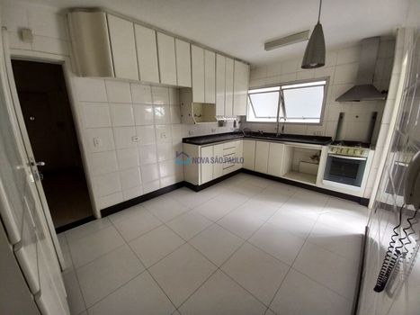 Foto 2 do(a) Apartamento de 4 quartos à venda em Vila Monte Alegre, São Paulo