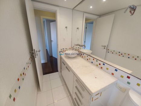Foto 17 do(a) Apartamento de 4 quartos à venda em Vila Monte Alegre, São Paulo