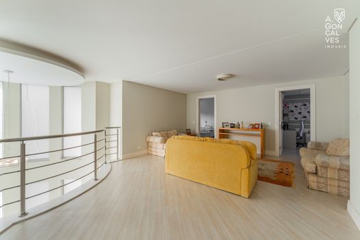 Foto 16 do(a) Casa em Condomínio de 4 quartos à venda em Uberaba, Curitiba