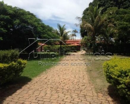 Foto 2 do(a) Fazenda / Sítio / Chácara de 3 quartos à venda em Chácaras Luzitana, Hortolândia