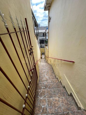 Foto 2 do(a) Casa de 3 quartos à venda em Vila do Conde, Barueri