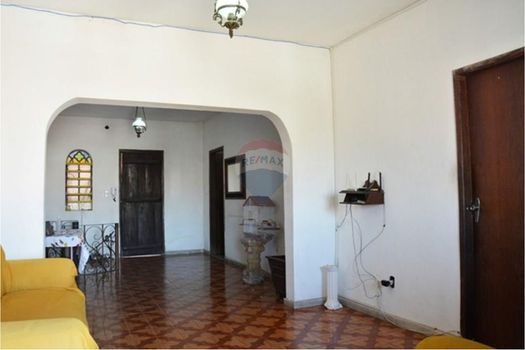 Foto 15 do(a) Casa de 7 quartos à venda em Glória, Belo Horizonte