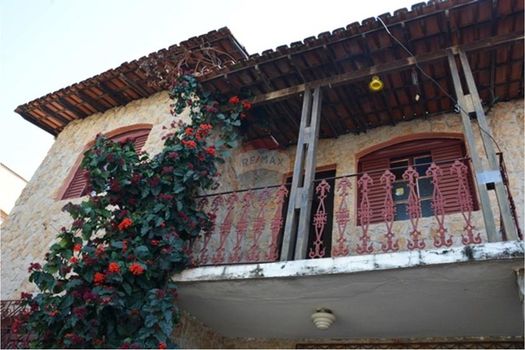 Foto 4 do(a) Casa de 7 quartos à venda em Glória, Belo Horizonte