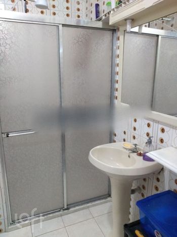 Foto 14 do(a) Apartamento de 2 quartos à venda em Vila Ipiranga, Porto Alegre
