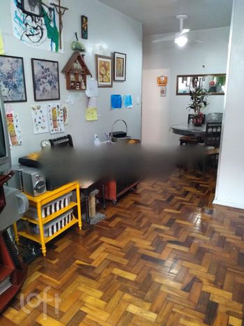 Foto 15 do(a) Apartamento de 2 quartos à venda em Vila Ipiranga, Porto Alegre