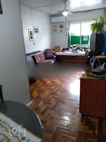 Foto 5 do(a) Apartamento de 2 quartos à venda em Vila Ipiranga, Porto Alegre