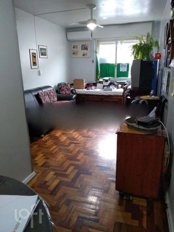 Foto 3 do(a) Apartamento de 2 quartos à venda em Vila Ipiranga, Porto Alegre