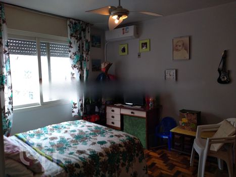 Foto 9 do(a) Apartamento de 2 quartos à venda em Vila Ipiranga, Porto Alegre