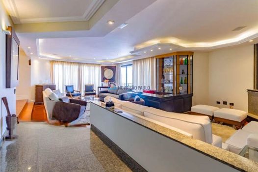 Foto 2 do(a) Apartamento de 4 quartos à venda em Vila Mariana, São Paulo