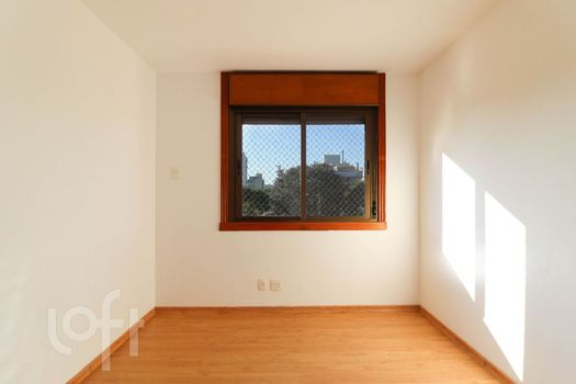 Foto 23 do(a) Apartamento de 3 quartos à venda em Petrópolis, Porto Alegre