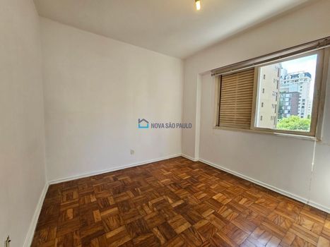 Foto 7 do(a) Apartamento de 3 quartos à venda em Jardim Europa, São Paulo