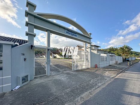 Foto 1 do(a) Casa em Condomínio de 2 quartos à venda em Forquilhas, São José