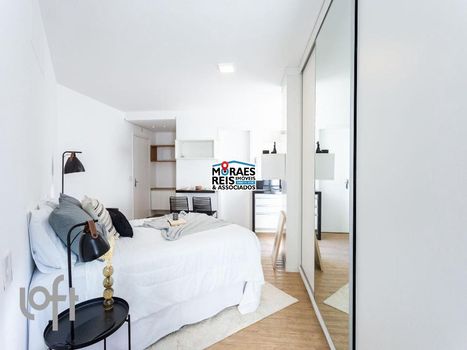 Foto 3 do(a) Apartamento de 1 quartos à venda em Vila Nova Conceição, São Paulo