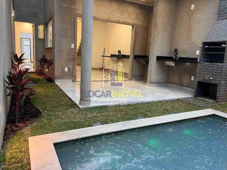 Foto 1 do(a) Casa de 3 quartos à venda em Felícia, Vitória da Conquista