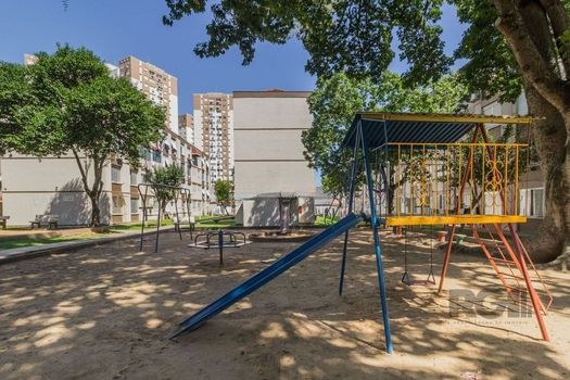 Foto 19 do(a) Flat de 3 quartos à venda em Jardim Itu, Porto Alegre