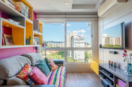 Foto 2 do(a) Apartamento de 2 quartos à venda em Petrópolis, Porto Alegre
